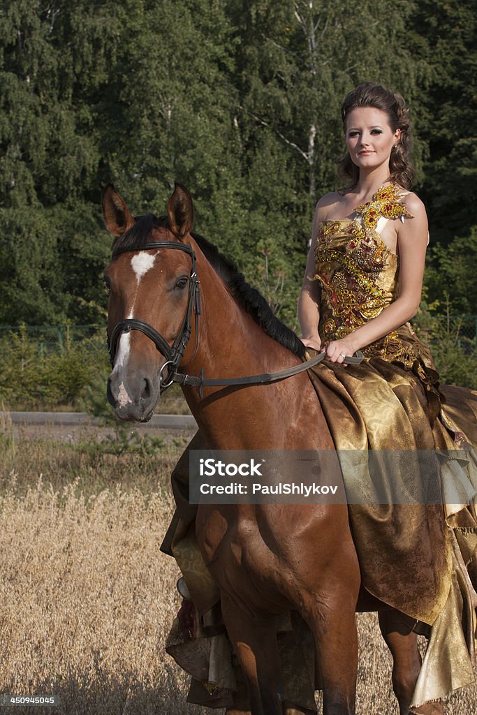 Cheval et Belle femme - Photo de Activité libre de droits