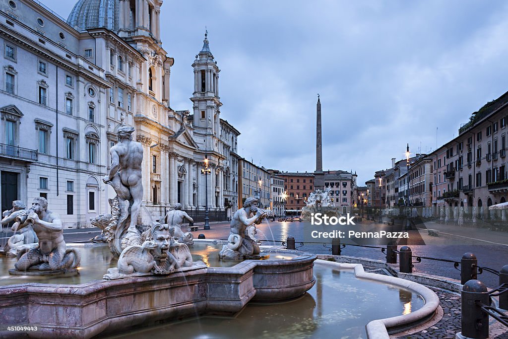 Piazza Navona al crepuscolo, Roma - Foto stock royalty-free di Alba - Crepuscolo