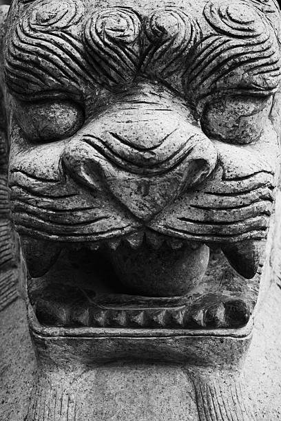 istock Face of lion statue Close Up 451068173