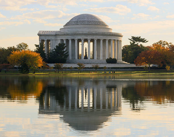 istock Jefferson Memorial at sunrise in autumn 451300017