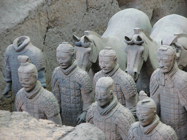 「テラコッタウォリアーズ - horse terracotta soldiers china terracotta ストックフォトと画像