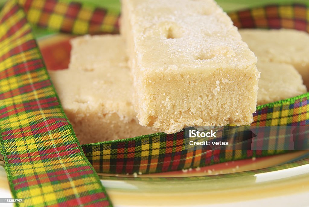 Tres dedos con tartan Cinta de manteca - Foto de stock de Galleta de manteca libre de derechos