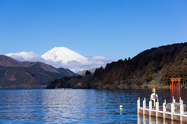 istock Ashino-ko Lake and Mt. Fuji 451373067