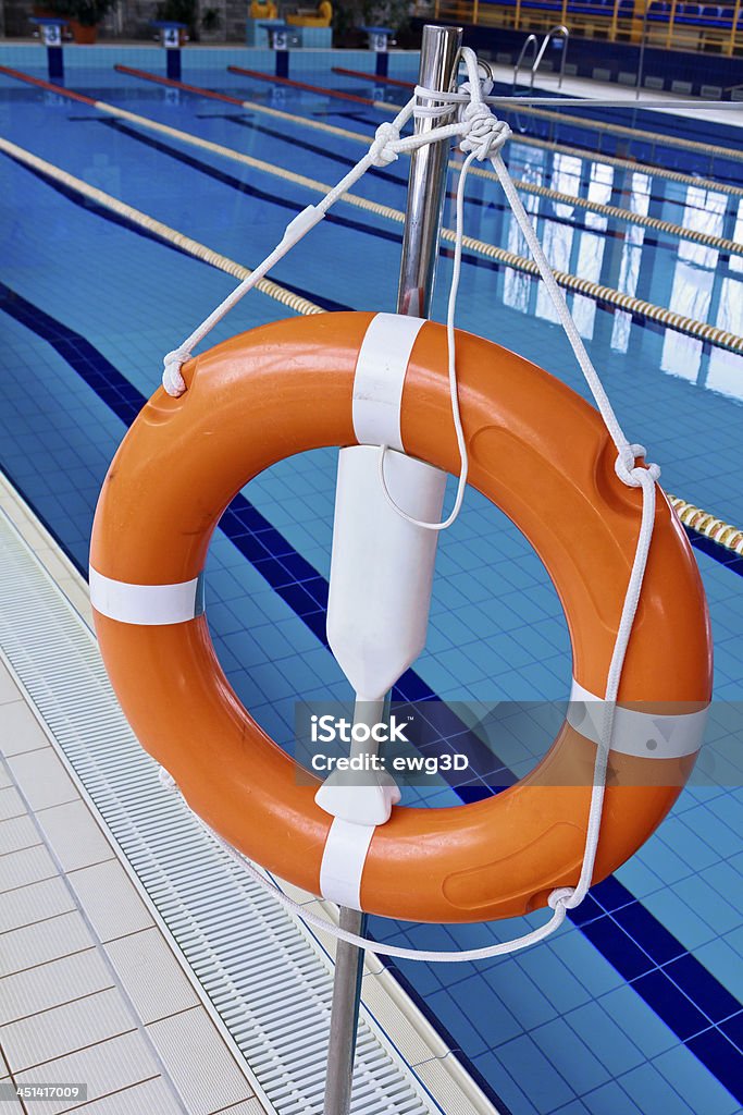 Lifebuoy のプール - プールのロイヤリティフリーストックフォト