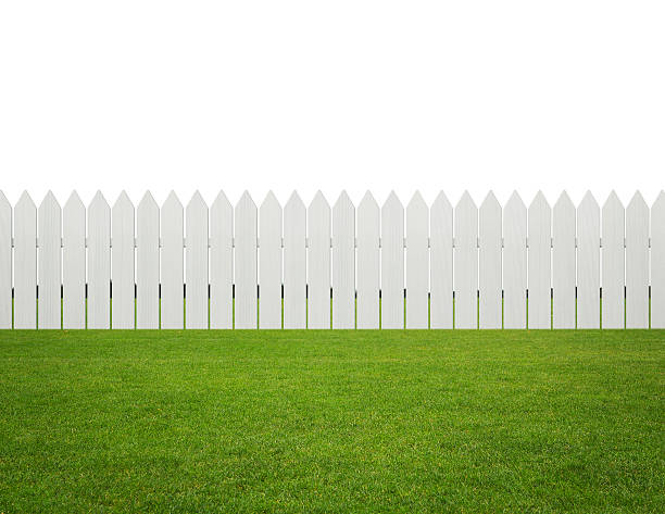 jardim particular - garden fence imagens e fotografias de stock