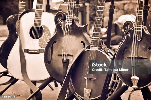 Los Instrumentos Están Listos Foto de stock y más banco de imágenes de Banjo - Banjo, Folk, Guitarra