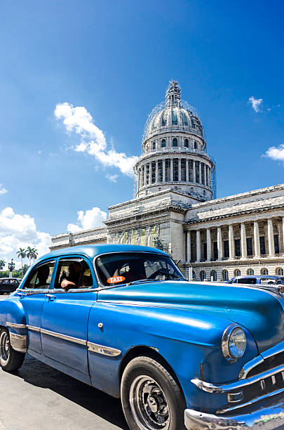istock Cuban Cars 451568499