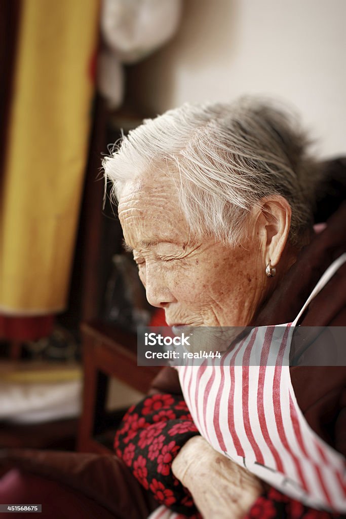 Mulher de 105 anos de idade - Foto de stock de Mais de 100 Anos royalty-free