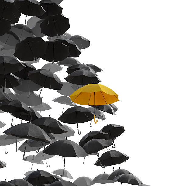 diversi ombrello in giallo - nobody freshness variation individuality foto e immagini stock