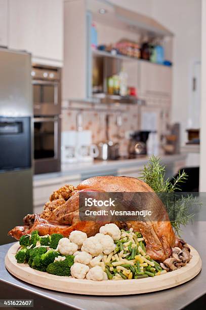 Obiad Z Okazji Święta Dziękczynienia - zdjęcia stockowe i więcej obrazów Kuchnia - Kuchnia, Święto Dziękczynienia, Bez ludzi