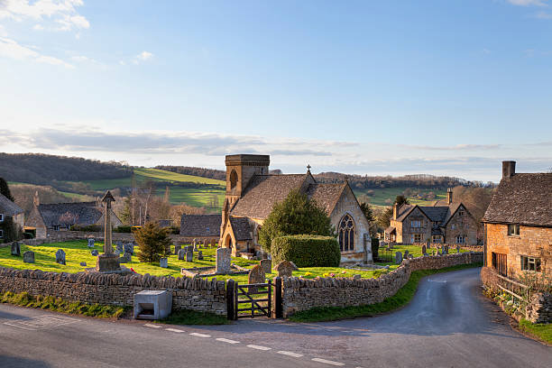 Snowshill village, Cotswolds The pretty Cotswold church at Snowshill, Gloucestershire, England. gloucestershire stock pictures, royalty-free photos & images