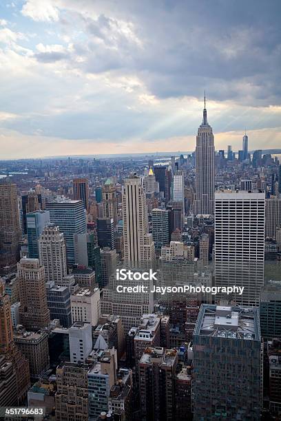 Manhattanu W Nowym Jorku - zdjęcia stockowe i więcej obrazów Architektura - Architektura, Bez ludzi, Biurowiec