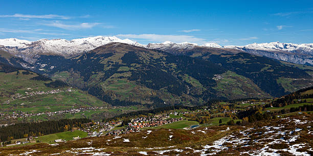 obersaxen-misanenga в surselva - graubunden canton surselva panoramic scenics стоковые фото и изображения