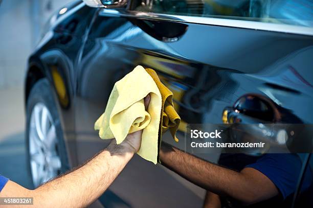 Mycie Samochodu - zdjęcia stockowe i więcej obrazów Samochód - Samochód, Sprzątać, Myjnia samochodowa