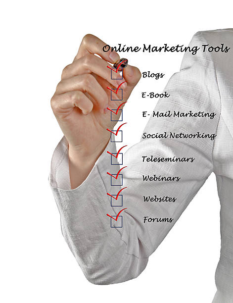 ferramentas de marketing online - business meeting conference call outdoors imagens e fotografias de stock