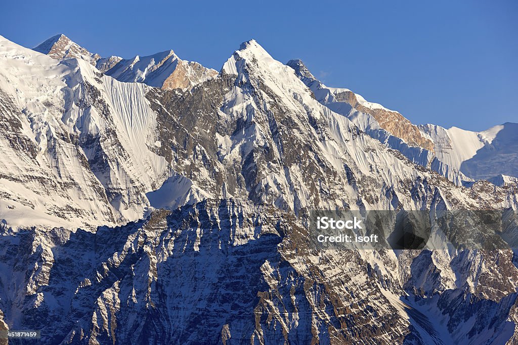 Annapurna.  Everest circuito.  Nepal motivos. - Foto de stock de Alto - Descrição Geral royalty-free
