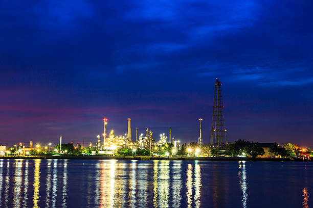 istock Oil refinery plant at twilight morning 451910121