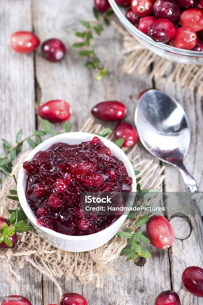 Marmellata di mirtilli fatta in casa - Foto stock royalty-free di Cranberry