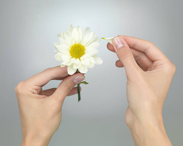 istock he loves me  not 452079101