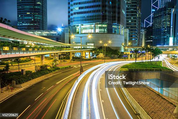 Crepuscolo Sul Traffico - Fotografie stock e altre immagini di Affari - Affari, Ambientazione esterna, Asia