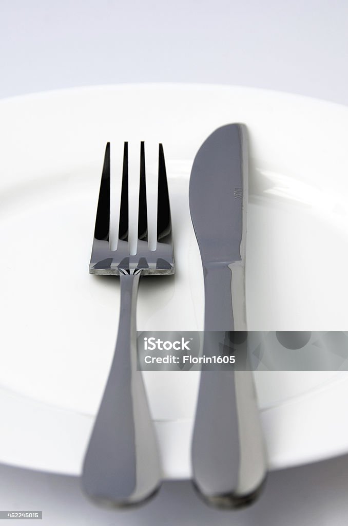 Abendessen Platte, Messer und Gabel - Lizenzfrei Arrangieren Stock-Foto