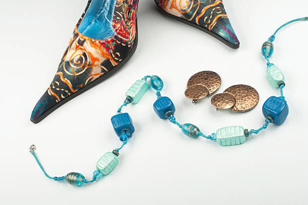 primavera de moda - earring multi colored shoe jewelry imagens e fotografias de stock