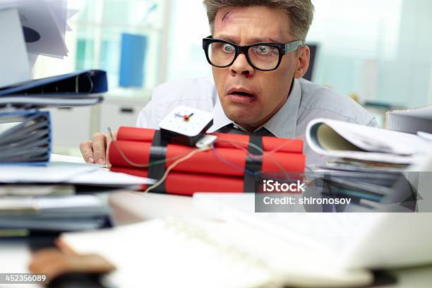 Benachrichtigung Stockfoto und mehr Bilder von Angst - Angst, Berufliche Beschäftigung, Bombe