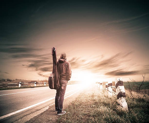 freeway all'orizzonte - foto stock