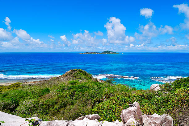 istock Coastline of the island 452387215