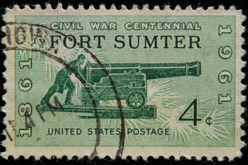 USA - CIRCA 1961: A Stamp printed in USA shows the Sea Coast Gun of 1861, Civil War Centennial Issue, circa 1961