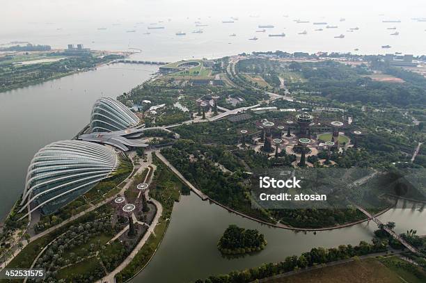 Singapore Gardens By The Bay Stock Photo - Download Image Now - Architecture, Asia, Beauty In Nature
