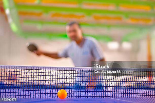 Tennis Da Tavolo - Fotografie stock e altre immagini di Tennis da tavolo - Tennis da tavolo, Tirare la palla, Adolescente