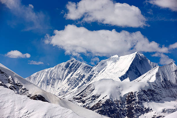 istock Dhaulagiri. Everest Circuit. Nepal motives. 452668089