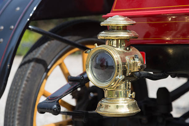 Close-up: Headlight of classic 1908 car Close-up: Headlight of classic 1908 car 1908 stock pictures, royalty-free photos & images