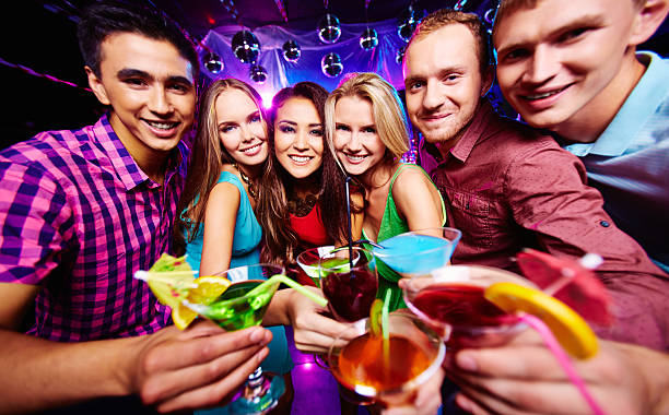 istock Friends with cocktails 452682207