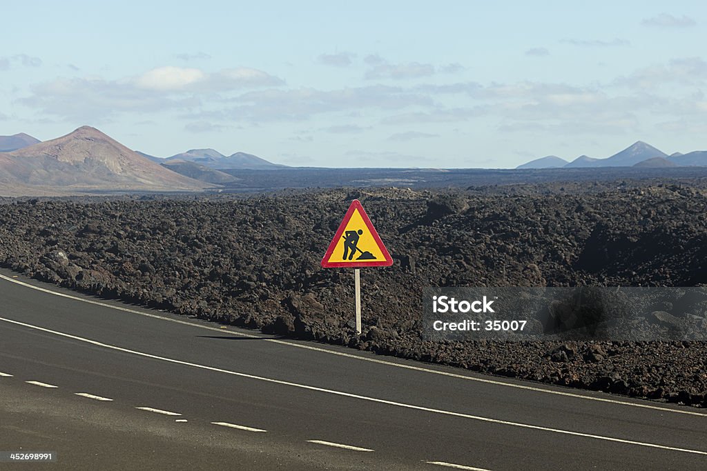 Route à travers les champs de lave - Photo de Volcan libre de droits