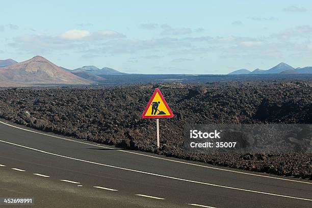 로드쇼의 용암 필드를 통해 달아남에 대한 스톡 사진 및 기타 이미지 - 달아남, 화산, 0명