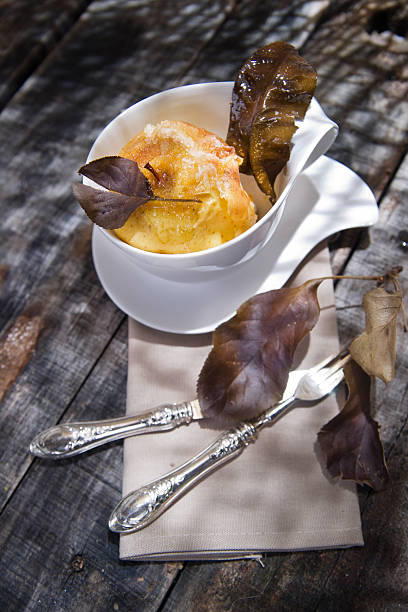 Pudim de Pão com Uva Passa Fácil e Cremoso - receita deliciosa profissional - passo 3