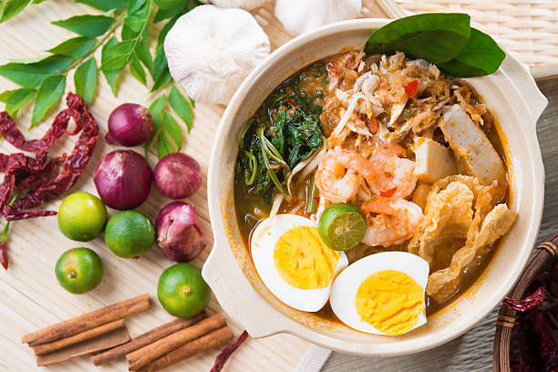 istock Singapore prawn noodles 452731587