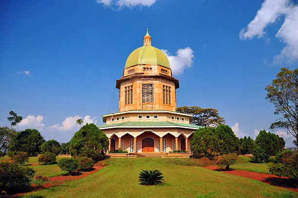 Kampala, Uganda: Baha'i Temple on Kikaaya Hill - green domed building - photo by M.Torres