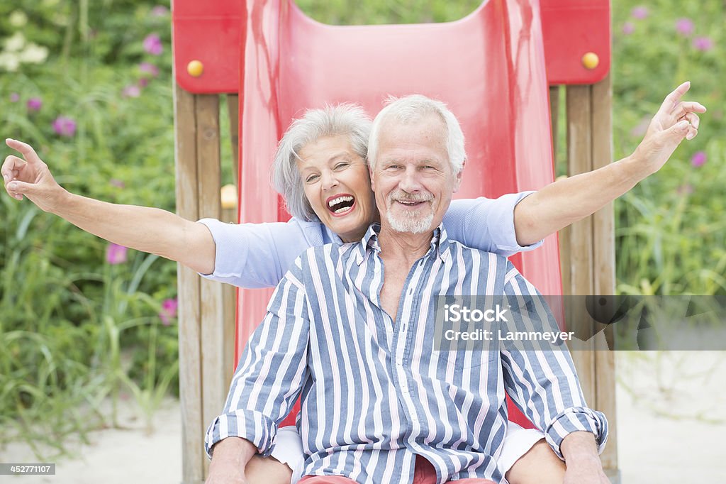 アクティブな年配のカップル - 年配のカップルのロイヤリティフリーストックフォト