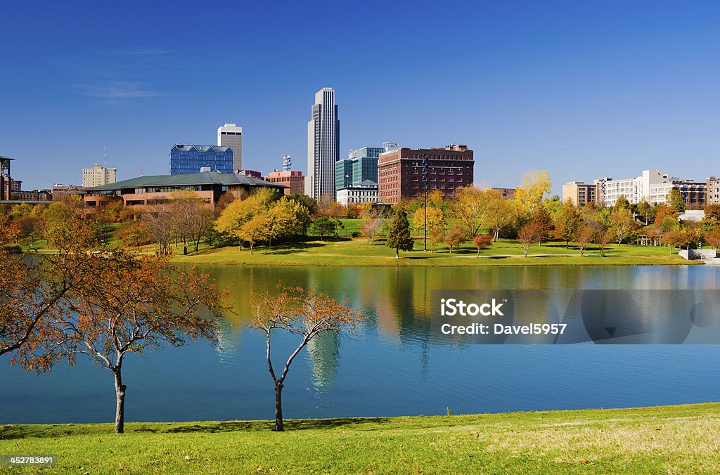 Omaha skyline e Parco Heartland of America - Foto stock royalty-free di Omaha