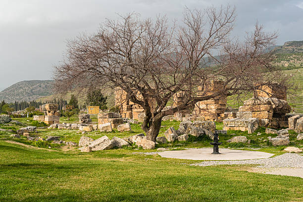 hierapolis - unesco world heritage site antalya famous place pamukkale стоковые фото и изображения