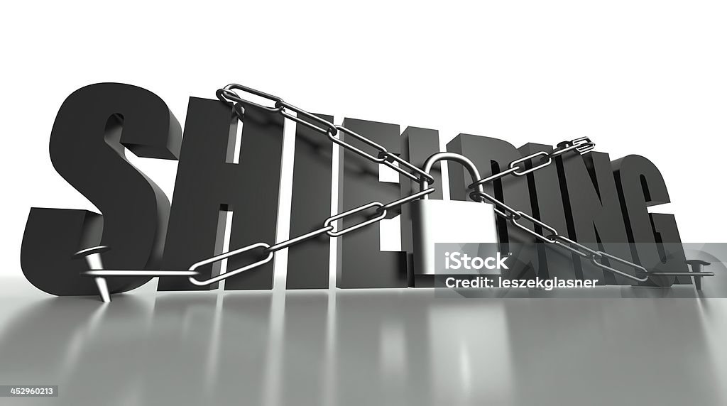 Concepto de apantallamiento, candado y cadena de seguridad - Foto de stock de Abrir con llave libre de derechos