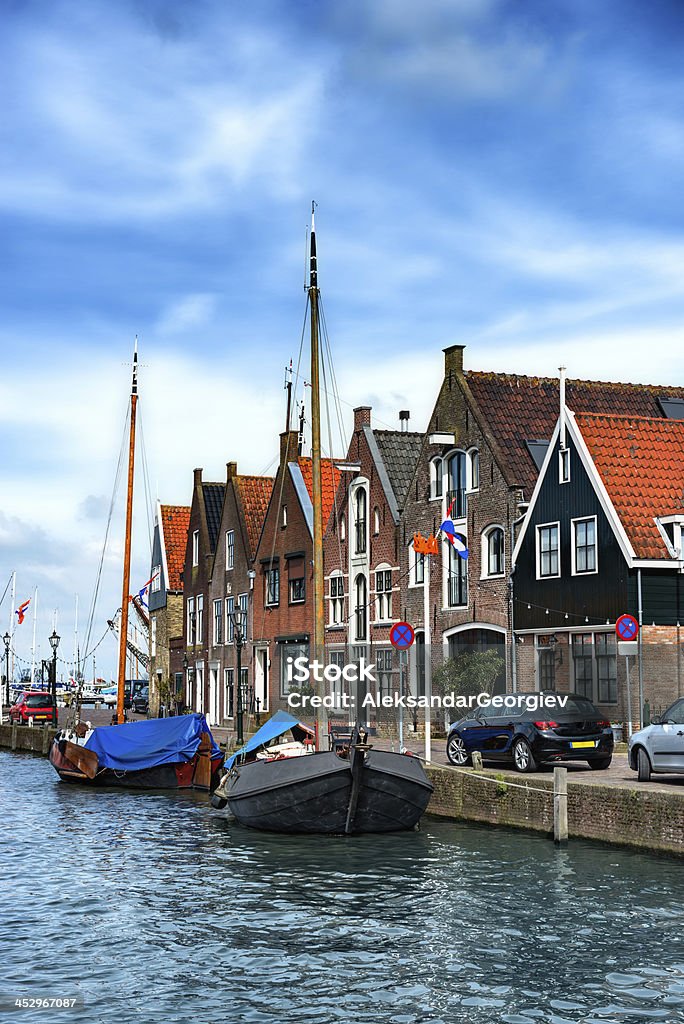 Типичные нидерландские сцены с канал и традиционных домов - Стоковые фото Grachtenpand роялти-фри