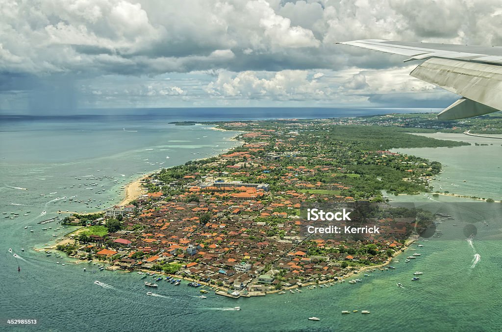 Blick durch Flugzeug Fenster in Indonesien - Lizenzfrei Denpasar Stock-Foto
