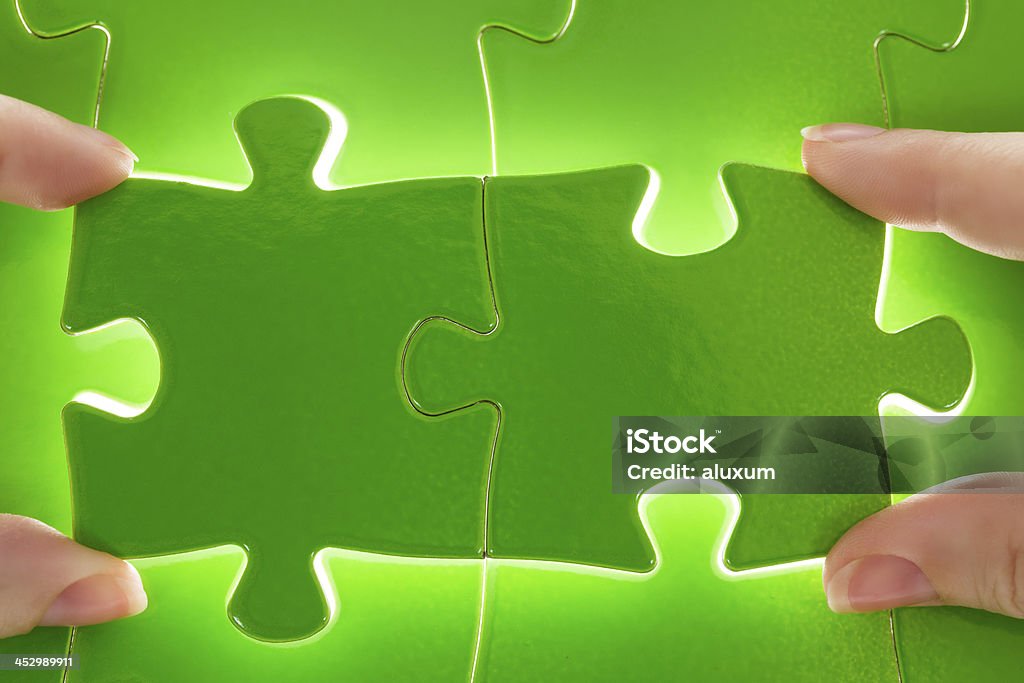 Grüne puzzle - Lizenzfrei Beleuchtet Stock-Foto