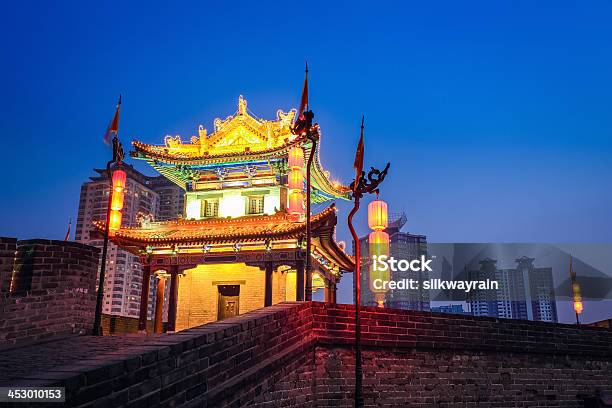 Głowica W Xian City Wall - zdjęcia stockowe i więcej obrazów Architektura - Architektura, Azja, Bez ludzi