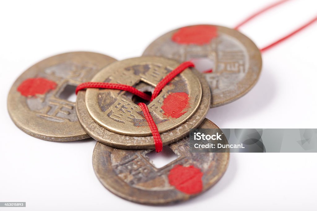 Anciennes pièces de monnaie chinoise - Photo de Antiquités libre de droits