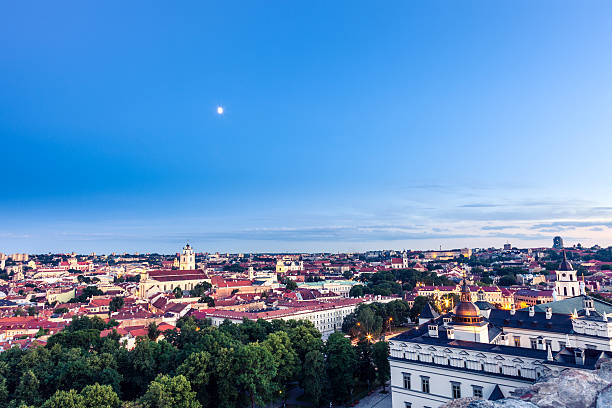 istock Vilnius old town skyline at dusk 453035599